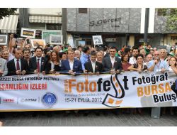 FOTOFEST'E GÖRKEMLİ AÇILIŞ