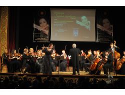 Flüt Sanatçısı Şefika Kutluer 'Doğu İle Batı'yı Başkent'te Buluşturacak