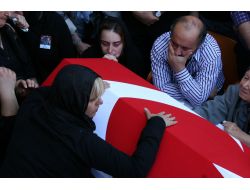 Şehit Onbaşı Onur Fikret Dülger'in Naaşı Memleketi Trabzon’a Getirildi