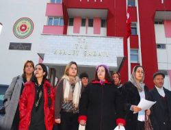 Kadın Dernekleri Dövülen Kadını Kocasına Teslim Eden Mahkeme Kararına Tepki Gösterdiler