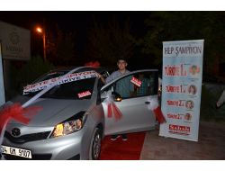 Sabah Dersanesi, Ösys Şampiyonuna Araba Hediye Etti