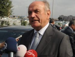 Kadir Topbaş: Üç Gün Toplu Taşımayı Tercih Edelim