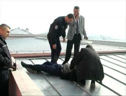 Devlet Yardımı Kesilen Vatandaş İntihara Kalkıştı