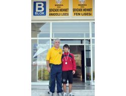 Özel Şehzade Mehmet Öğrencisi Güreşte Altın Madalya Kazandı