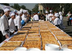 Almatı’da 'Elma Tadında' Festival