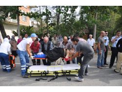 Otomobil Sürücüsü Motosiklete Çarpıp Kaçtı, 1 Yaralı