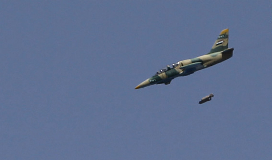 Suriye uçakları Lübnan'ı bombaladı!