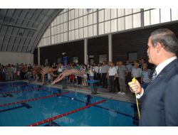 Bursa'da Erikli Yüzme Havuzu Açıldı