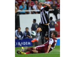 Beşiktaş: 0 - Sanica Boru Elazığspor: 0 (İlk Yarı)