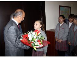 Vali Harput’tan Çocuklara: Bir Füze Gibi Hedefe Kilitlenin Ve Çalışın