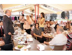 Manisa'da Gaziler Ve Aileleri Kahvaltıda Buluşturuldu