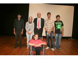 Turhal’da Üniversiteyi Kazanan 140 Öğrenciye Nakdi Yardım Yapıldı