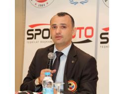 Esat Delihasan Karate Federasyonu Başkanlığı'na Yeniden Aday