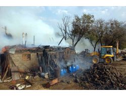 Yangında Bütün Varlığı Yandı