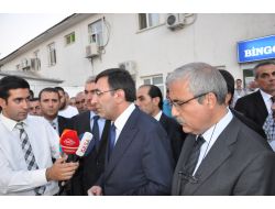 Bakan Yılmaz: 10 Şehit, 70 Yaralı Var