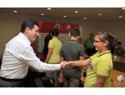 Öğrenciler, Okul Bahçesini Güzelleştiren Belediye Başkanına Teşekkür Etti