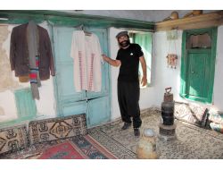 Taş Konakta Açtığı Sergiyle Yörük Kültürünü Turistlere Tanıtıyor