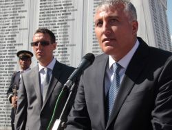 BAŞKAN ŞEHİTLER İÇİN DUYGULANDI