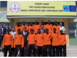 Kaman Türk Telekom Tarım Meslek Lisesi, Somalili 14 Çocuğa Kapılarını Açtı