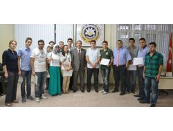 Yeni Grafiker Ve Tasarımcılar Sertifikalarını Aldı