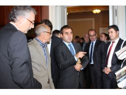 Kremlin Sarayı Yanında 'Türkiye Kütüphanesi' Açıldı