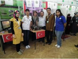 Özel Fırat Öğrencileri Uluslararası Bilişim Olimpiyatından Madalyayla Döndü