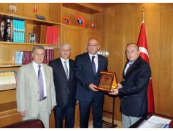 Tesob Yönetimi, Vali Kızılcık'ı Ziyaret Etti