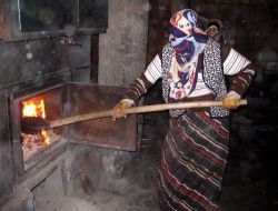 Eşi Felç Geçiren Kaloriferci İlter Ailesine Hayırseverler Yardım Elini Uzattı