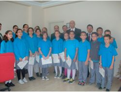 Kaymakam Kadiroğlu, Başarılı Öğrencilere Sertifikalarını Verdi