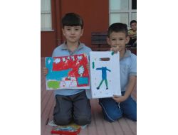 Minikler Hayallerindeki Doğayı Çizdi