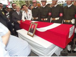 Demirci Şehidini On Binler Uğurladı