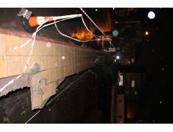 Ereğli'de Sağanak Yağış Sonrasında Kaldırım Çöktü