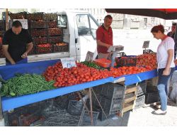 Pazarlarda Iğdır Ovası'nın Bereketi Yaşanıyor