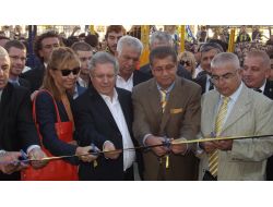 Aziz Yıldırım, Çorlu Fenerbahçeliler Derneği'nin Açılış Onayını Metris'te Vermiş