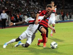 Mersin İdmanyurdu: 0 - Gençlerbirliği: 1 (İlk Yarı)