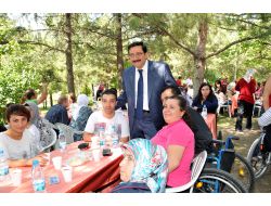 Engel Tanımayanlar Keçiören'de Buluştu