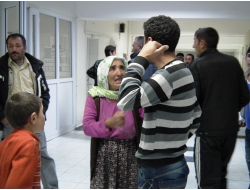 Kamyonet Şarampole Devrildi: 2 Ölü, 10 Yaralı