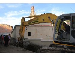 Bayburt Ulu Camii'nin Etrafı Açılarak Gün Yüzüne Çıkarılacak