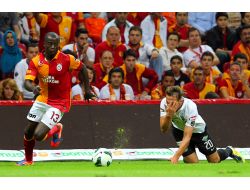 Galatasaray: 3 - Akhisar Belediye Gençlik Ve Spor: 0