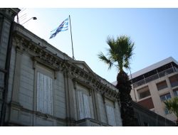 Yunanistan Kriz Sebebiyle Eski Konsolosluk Binasını Satıyor