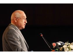 Çiçek: Dil Ve İçerik Açısından Modern Toplumun Anayasasını Yapmak Zorundayız