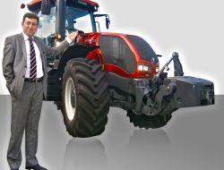 Hattat Traktör Ödüllü Traktörleriyle Hayvancılık Fuarı'na Katılıyor