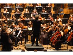 Gençlik Filarmoni Orkestrası’ndan Brüksel’de Müthiş Performans