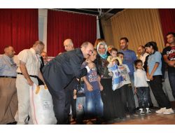 Siirt Eğitim Kültür Ve Yardımlaşma Vakfı Çocukları Giydirdi