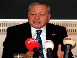 Hollanda'da Türkler İçin Danışma Kurulu, Minare Yasağı Konusunda İsviçre'nin Hollanda Büyükelçisi'nden Görüşme Talep Etti