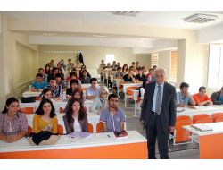 Yavuz Bülent Bakiler, Süleyman Şah Üniversitesi'nde Türkçe Dersi Verecek