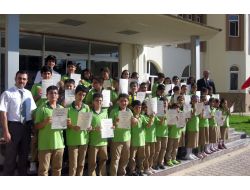 Rahime Batu Öğrencileri Cambridge Sınav Belgelerini Aldı