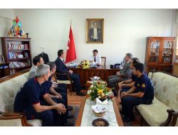 İtfaiye Personelinden Vali Şahin'e Ziyaret