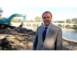 Tunca Nehri'nin Yatağı Sel Ve Taşkınlara Karşı Temizleniyor