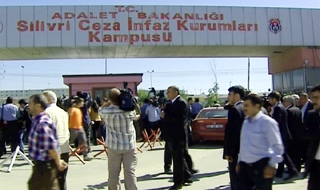 Bahçeli Silivri Cezaevi’nde Alan'ı ziyaret etti